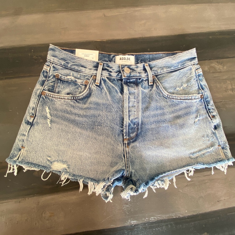 *New* AGOLDE Shorts; size 30; 5 button Jaden High Rise Cut Off